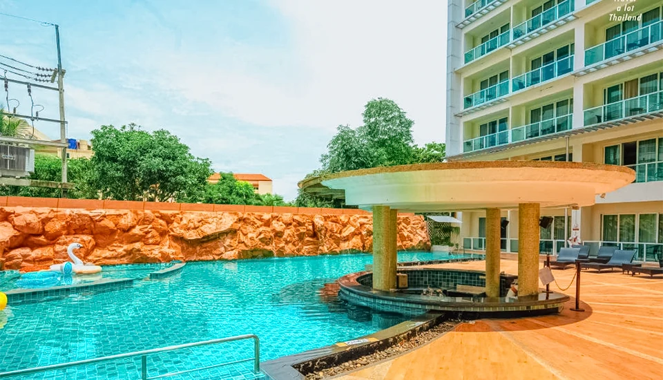 هتل سنتارا نوا پاتایا